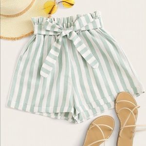 Romwe Paper Bag Shorts